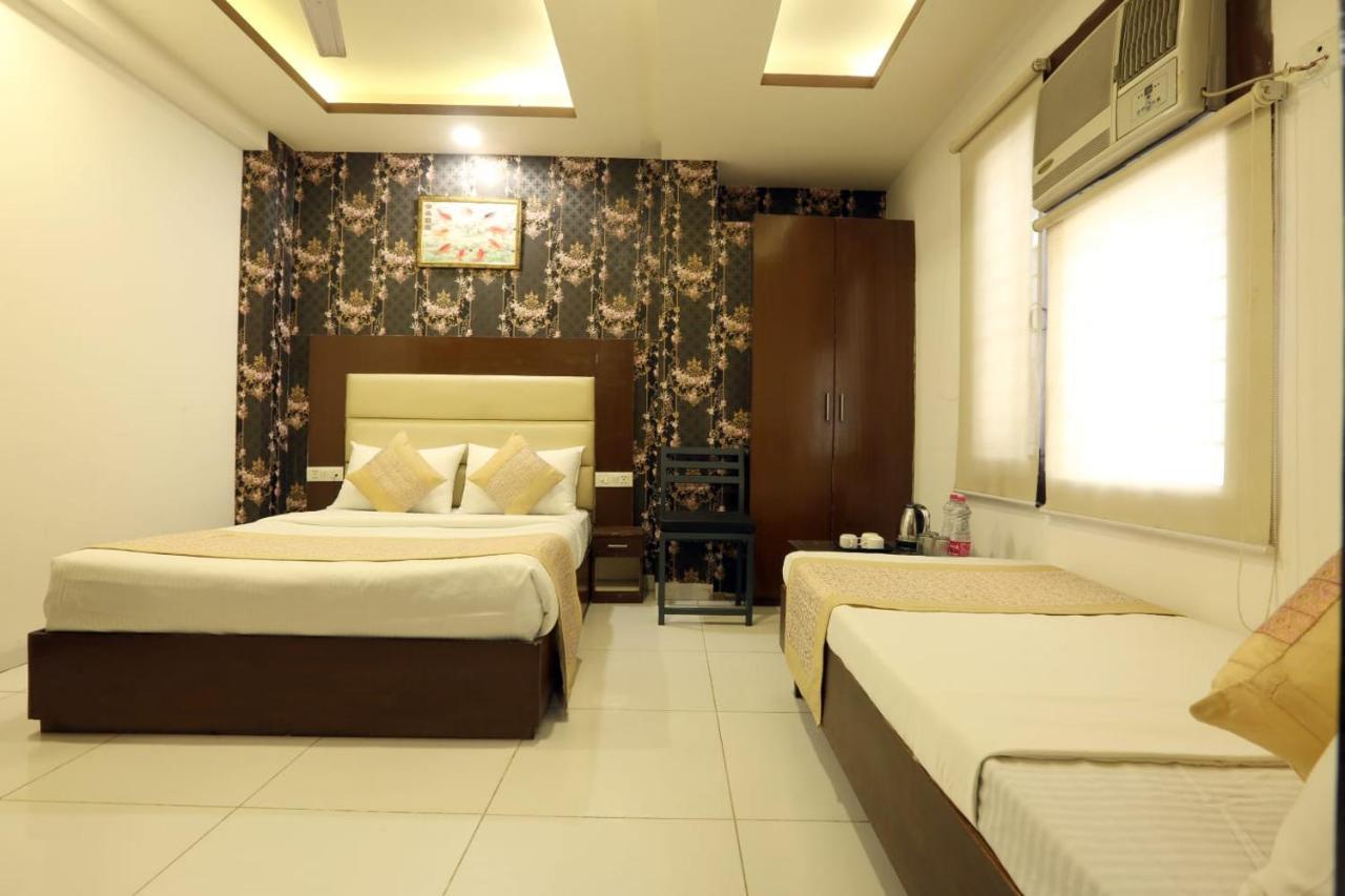 Melfort Bed & Breakfast New Delhi Exteriör bild